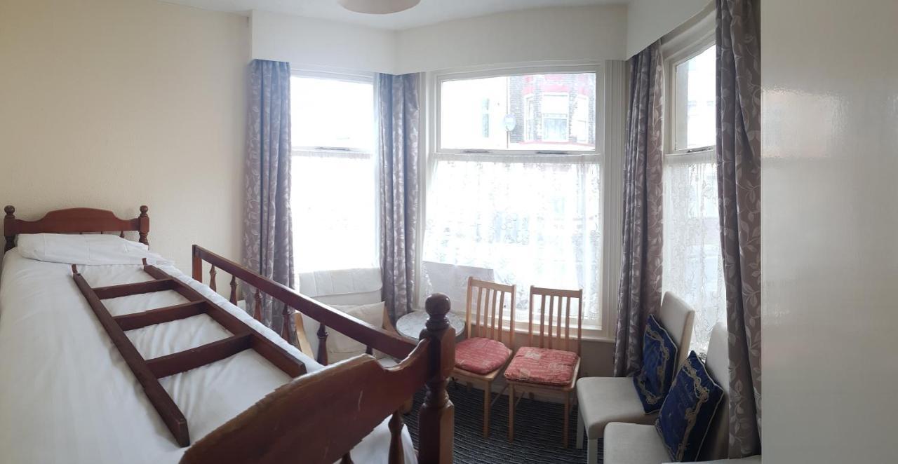 4 Berth First Floor Flat Apsley 3 Apartment Great Yarmouth Exterior photo